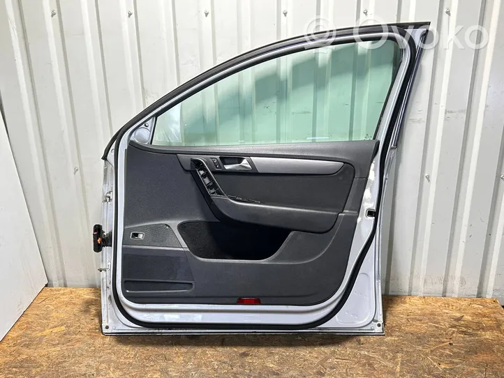 Volkswagen PASSAT B7 Front door 3AA831056