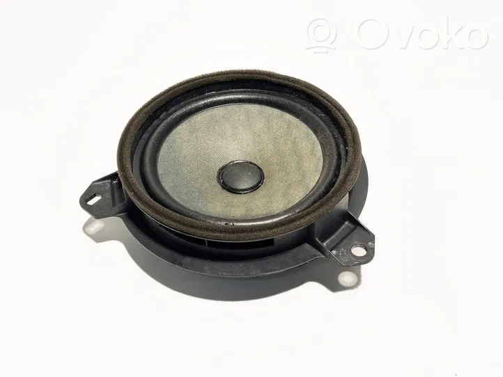 Toyota Avensis T270 Rear door speaker 861600D370