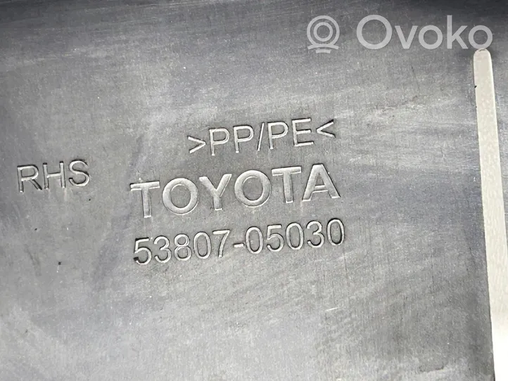 Toyota Avensis T270 Muu ulkopuolen osa 5380705030