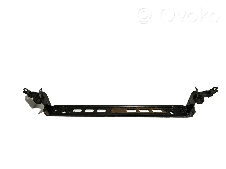 Volvo S60 Soporte de montaje del radiador 31368100