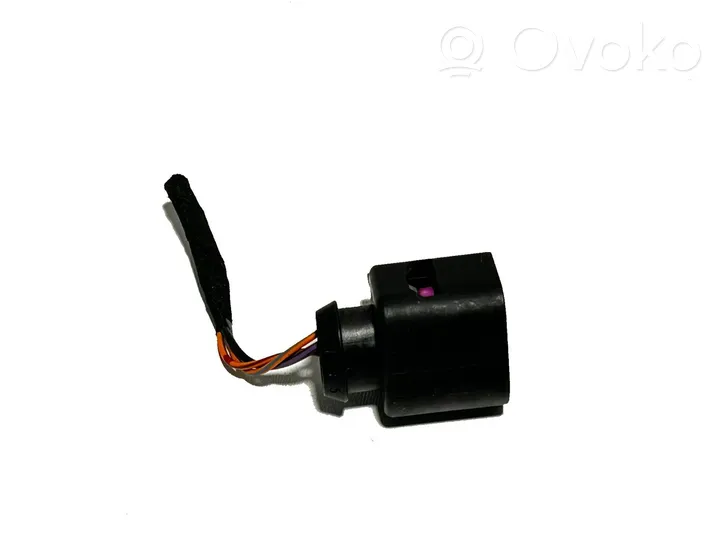 Volkswagen Tiguan Other relay 4H0973713