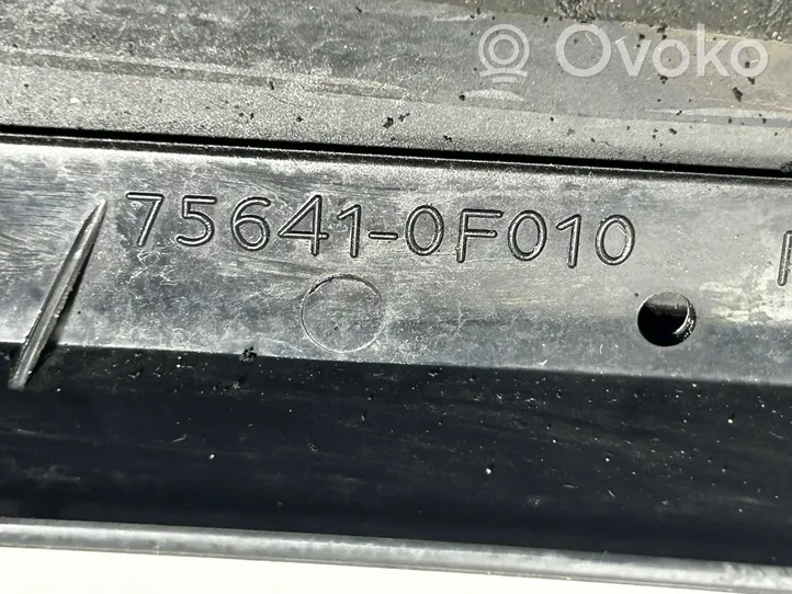 Toyota Verso Seitenfenster Seitenscheibe hinten 756410F010