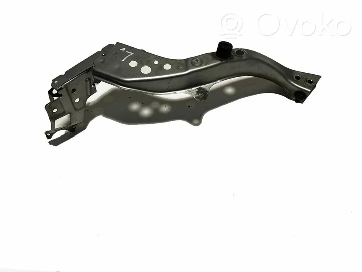 Toyota Verso Boczny panel mocowania chłodnicy 532140F020