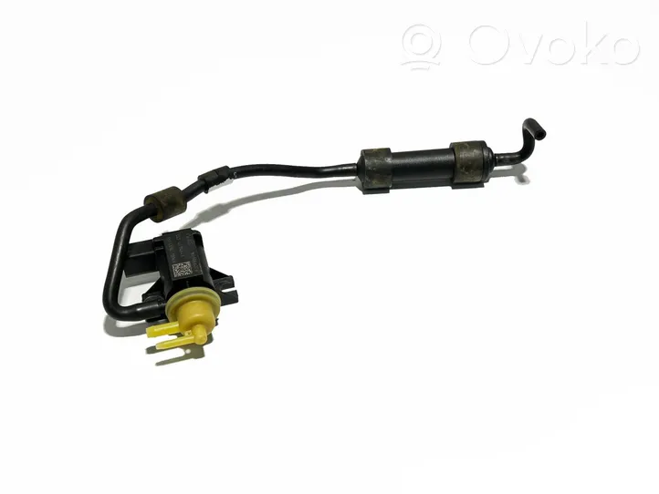 Volkswagen Golf VII Turboahtimen magneettiventtiili 1K0906627B