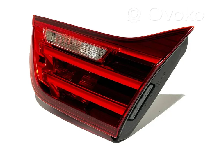 BMW M4 F82 F83 Tailgate rear/tail lights 8059656