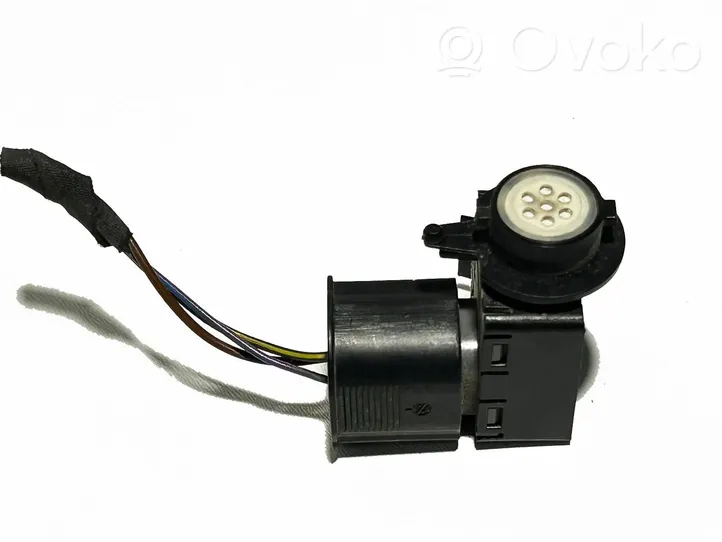 Volkswagen Golf VI Sensor 5Q0907643A