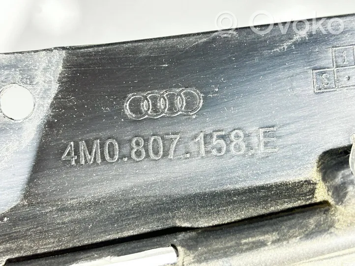 Audi Q7 4M Autres pièces intérieures 4M0807158E