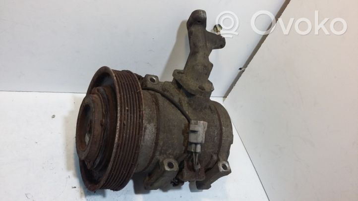 Toyota Avensis T220 Compresor (bomba) del aire acondicionado (A/C)) 4472203924