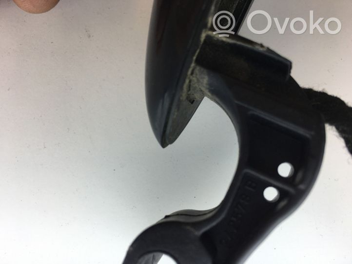 Renault Captur Front door handle cover 242578B