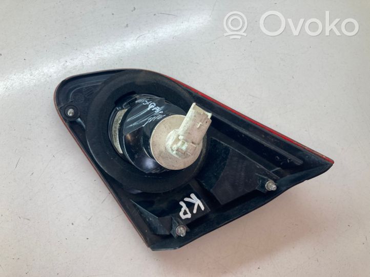 Nissan Qashqai Lampy tylnej klapy bagażnika 89071063