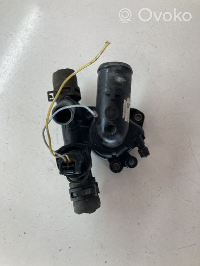 Nissan Qashqai+2 Obudowa termostatu 907234C