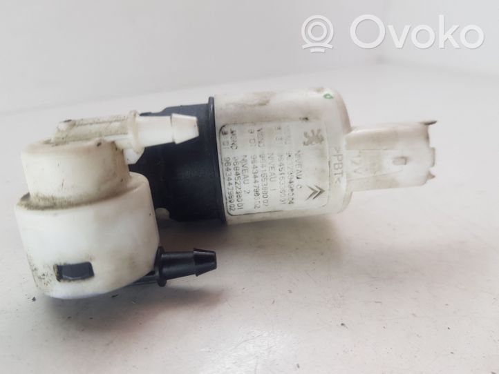 Citroen C3 Picasso Pompe de lave-glace de pare-brise 963298498004