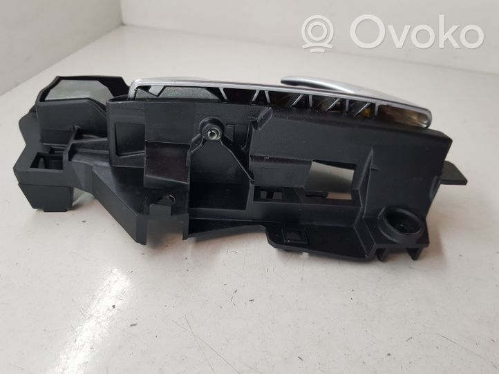 Citroen DS5 Poignée inférieure de porte avant 9688503477