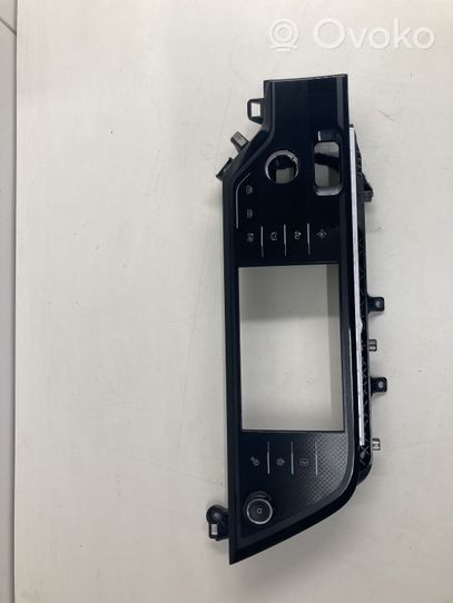 Citroen C4 II Picasso Verkleidung Radio / Navigation 98011195XU