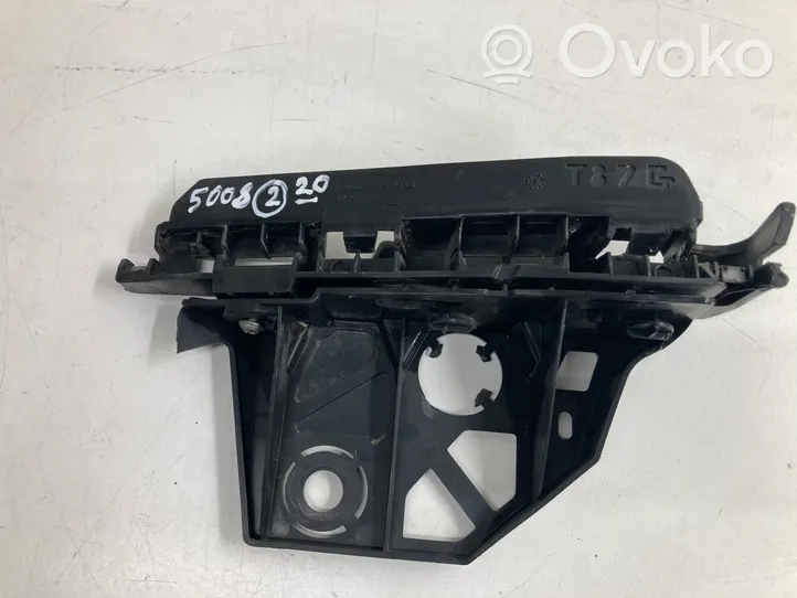 Peugeot 5008 Support de montage de pare-chocs avant 9684022080