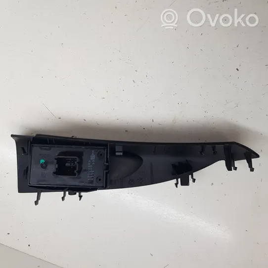 Opel Zafira C Sähkötoimisen ikkunan ohjauskytkin 13301888