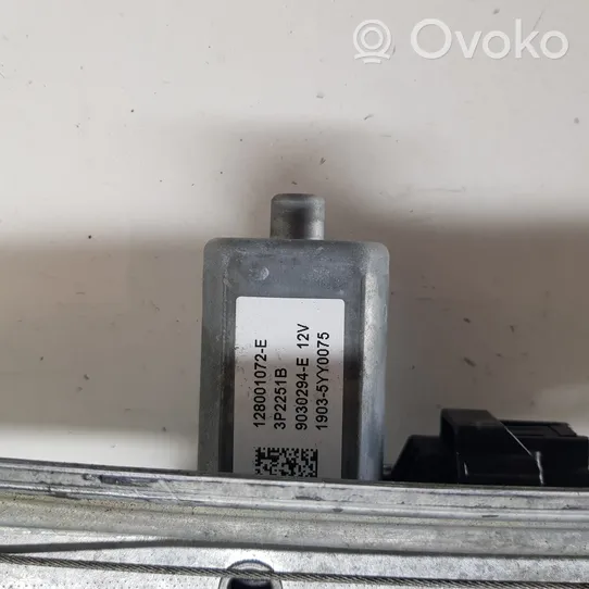 Renault Captur Elektryczny podnośnik szyby drzwi tylnych 827012973R