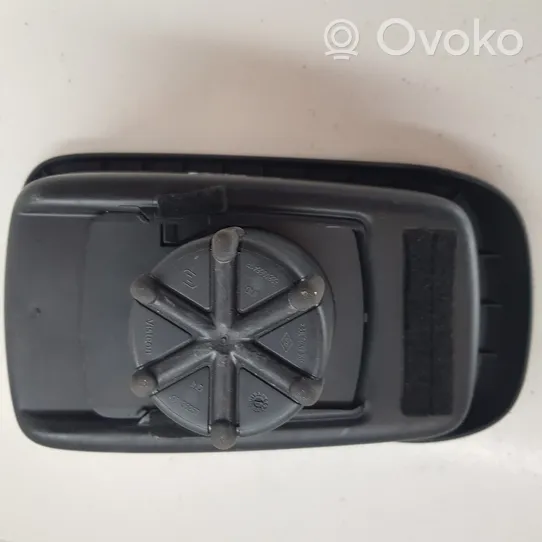 Renault Captur Hansikaslokero 688106641R