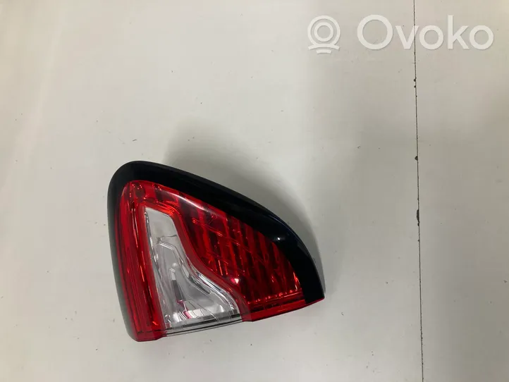 Renault Captur Lampy tylnej klapy bagażnika 0286402177