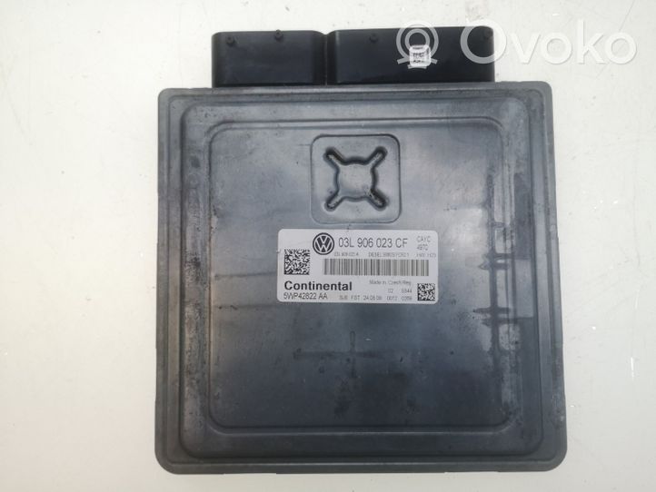 Volkswagen Golf VI Calculateur moteur ECU 03L906023CF