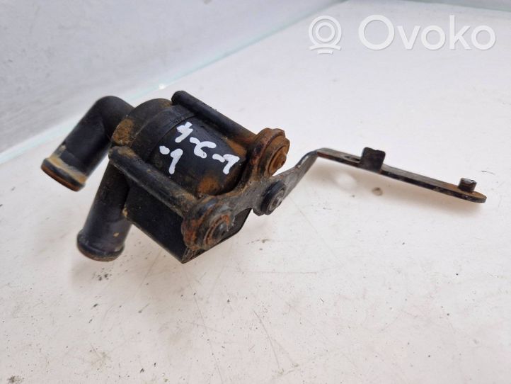 Volkswagen Tiguan Pompe à eau de liquide de refroidissement 5N0121093A