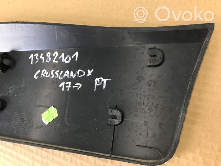 Opel Crossland X Takaoven lista (muoto) 13482401