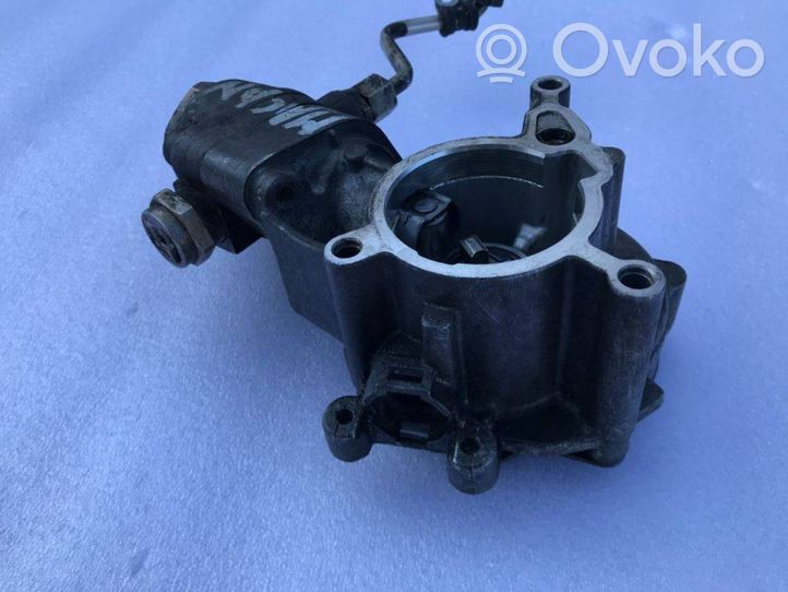 Porsche Macan Vacuum pump 06l145100f