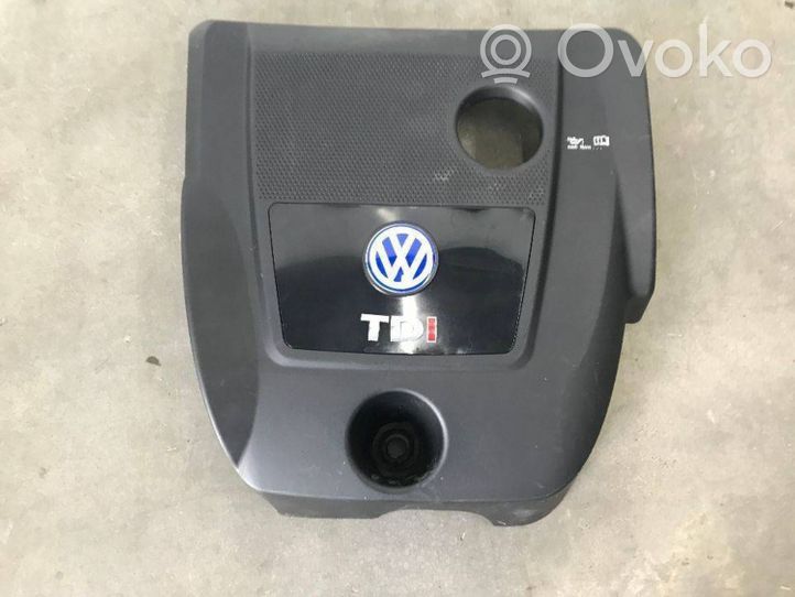Volkswagen Bora Couvercle cache moteur 038103925AD