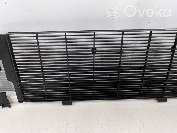 BMW 3 G20 G21 Garniture de radiateur 8482591