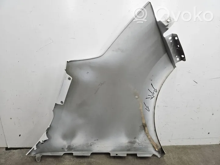 Opel Movano B Sparnas 631010504R