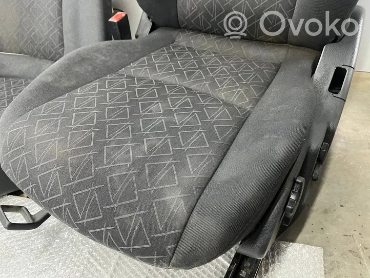 Mercedes-Benz C W203 Sėdynių komplektas 