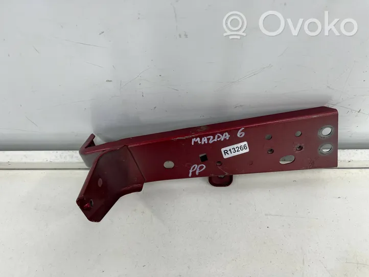 Mazda 6 Supporto di montaggio del parafango 