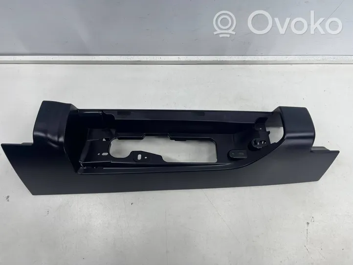 Opel Vivaro Tail light part 