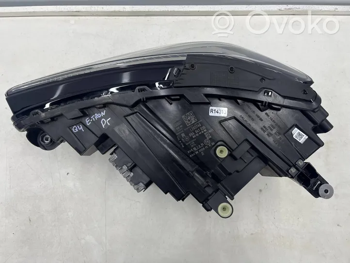 Audi Q4 Sportback e-tron Lampa przednia 89a941036