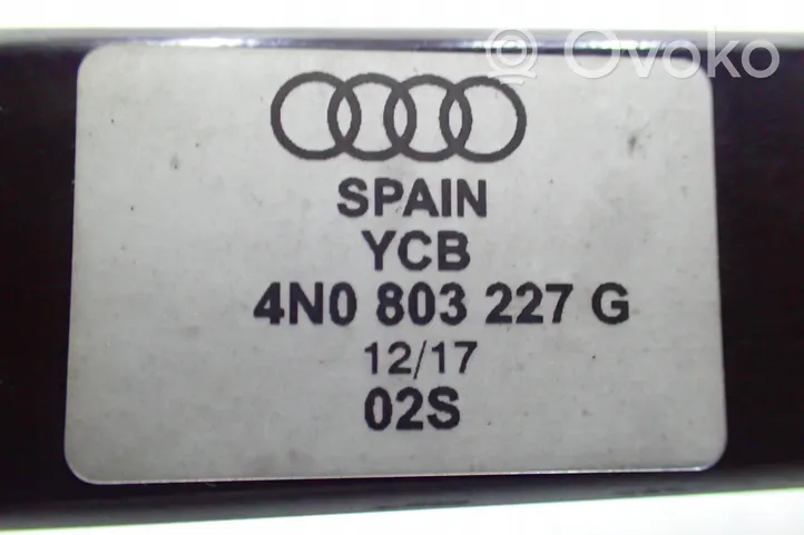 Audi A8 S8 D5 Otros repuestos del compartimento del motor 4N0803227G