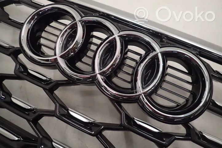 Audi Q3 F3 Grille calandre supérieure de pare-chocs avant 83F853651