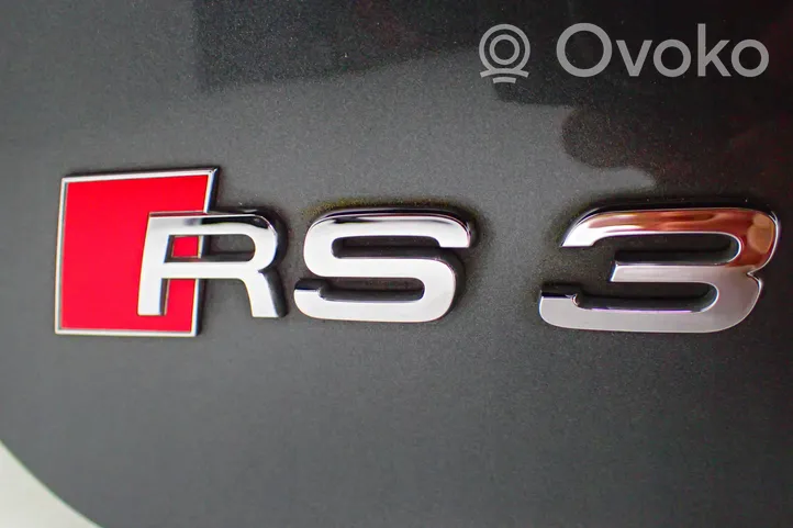 Audi RS3 Zestaw części końcowych 