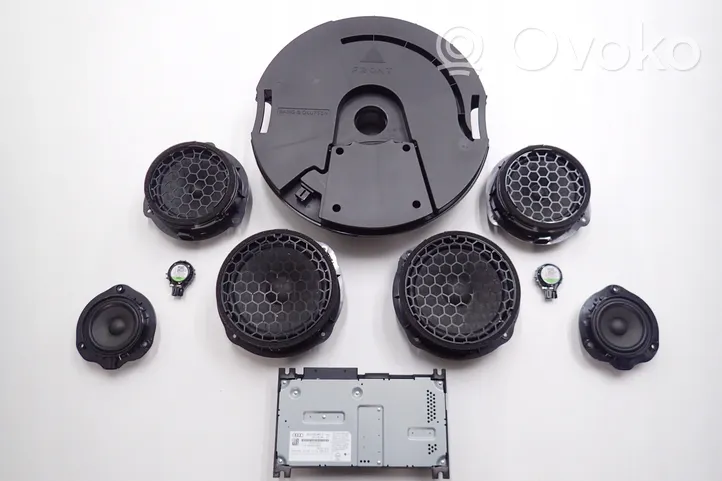 Audi RS3 Kit sistema audio 8V0035465C