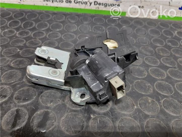 Audi A8 S8 D3 4E Blocco chiusura del portellone 4F5827505D