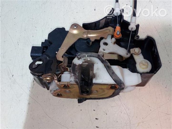 Mitsubishi Colt Moteur de verrouillage porte avant 