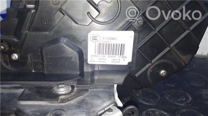 Volvo XC70 Moteur de centralisation serrure de porte arrière 31253921