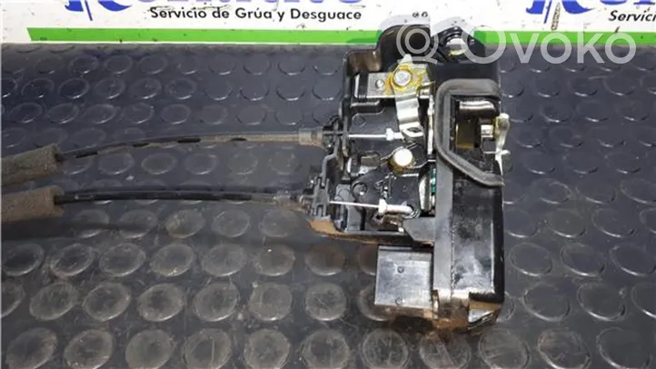 Chevrolet Captiva Moteur de verrouillage porte avant A046818