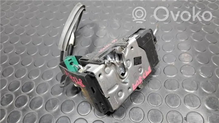 Opel Zafira B Moteur de verrouillage porte avant 13220368