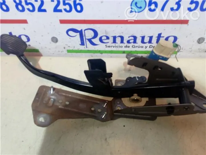 Ford C-MAX I Brake pedal 3M51-2467-AN