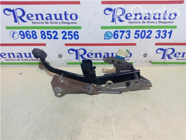 Ford C-MAX I Brake pedal 3M51-2467-AN