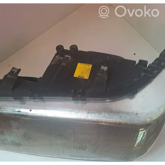 Audi V8 Lampa przednia 00133