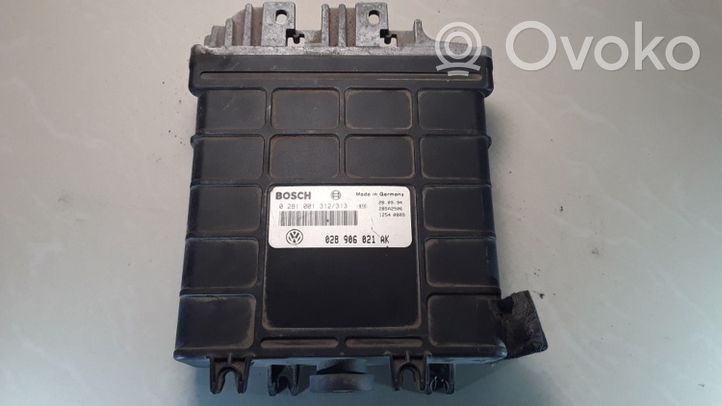 Volkswagen PASSAT B4 Calculateur moteur ECU 0281001312313