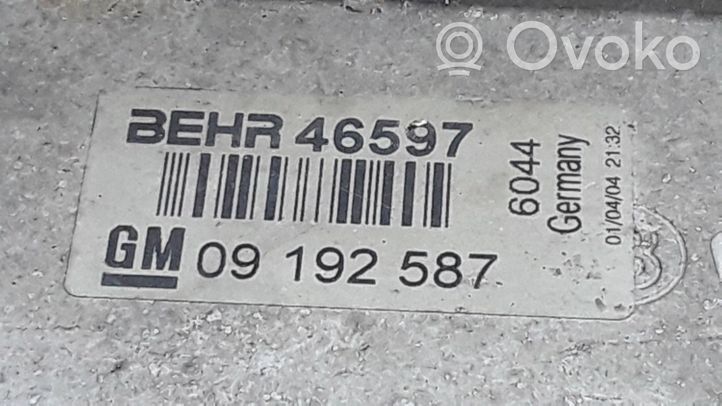 Opel Zafira A Välijäähdyttimen jäähdytin 09192587