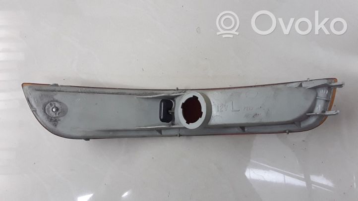 Toyota Corolla E100 Indicatore di direzione anteriore 12350L