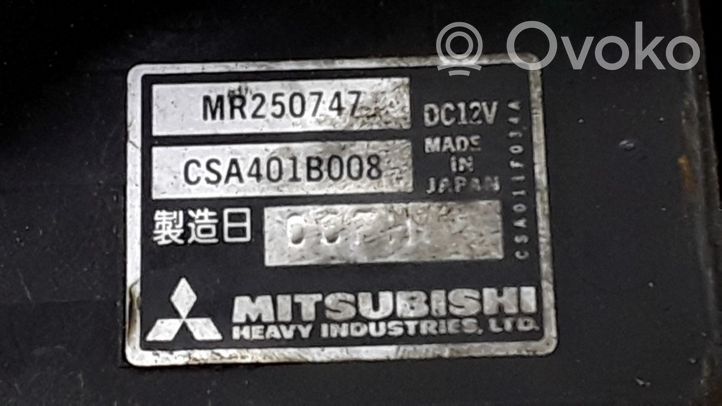 Mitsubishi Galant Tuuletinsarja MR250747